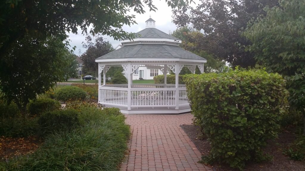 18ft Octagon Vinyl Gazebo