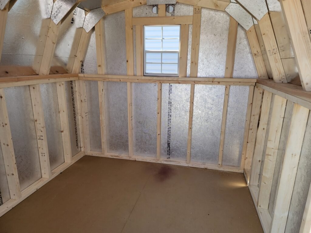 8x8 Barn
