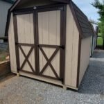 8x8 Barn