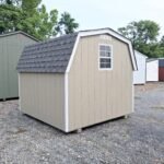 8x8 Barn