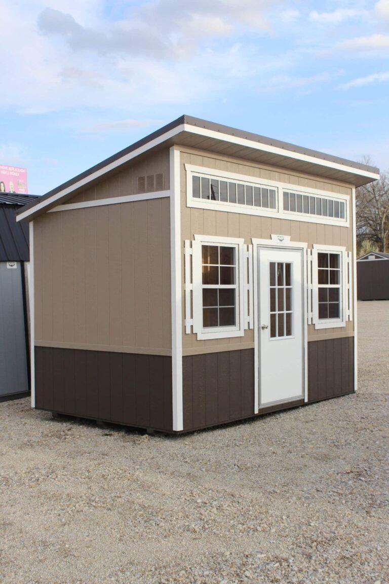 8x12 Studio