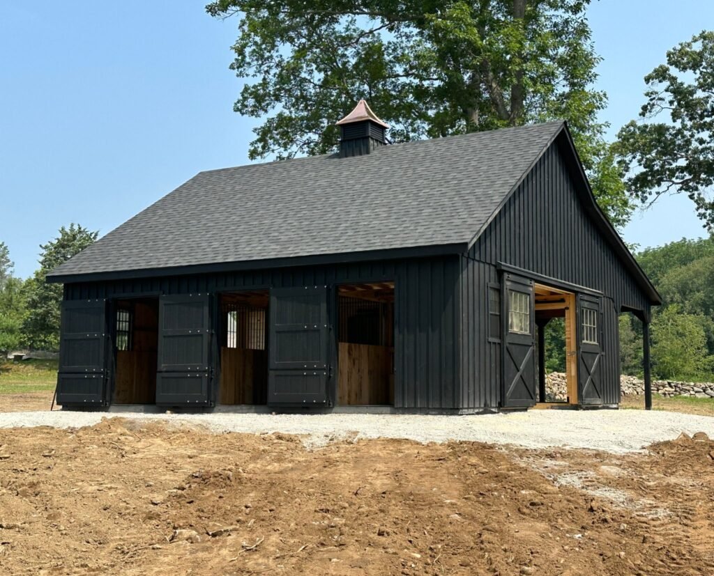 Center Aisle Horse Barn