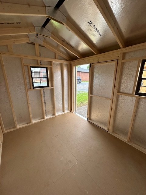 8x10 Cabin