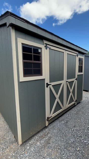8x10 Cabin