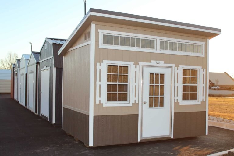 8x12 Studio