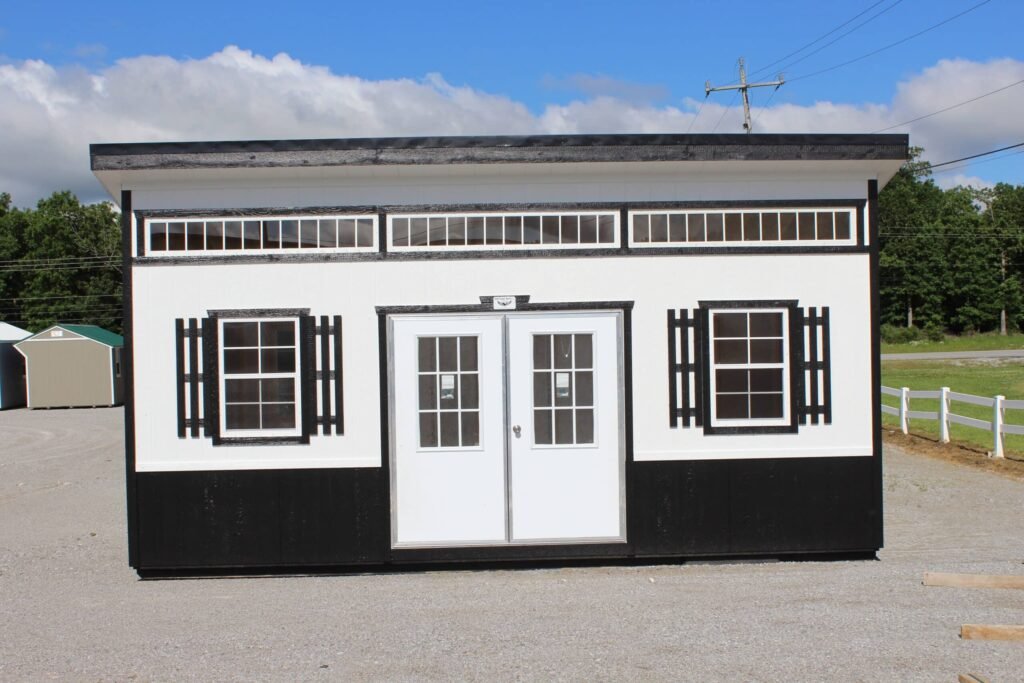 10x20 Studio