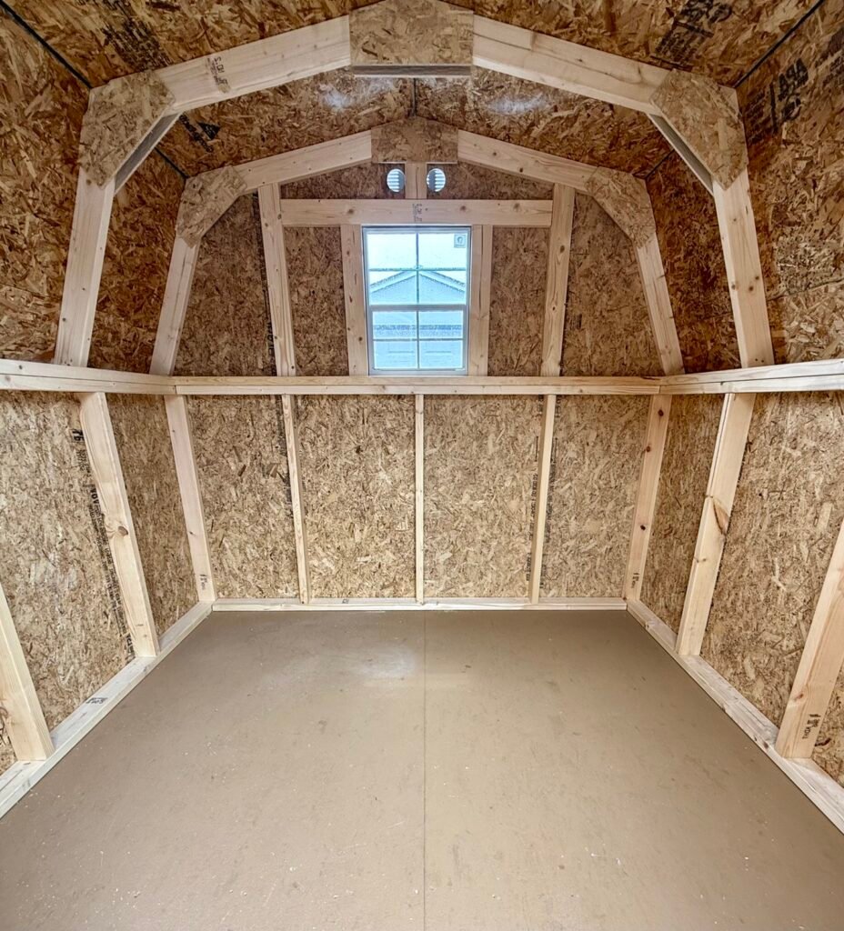 8x8 Barn