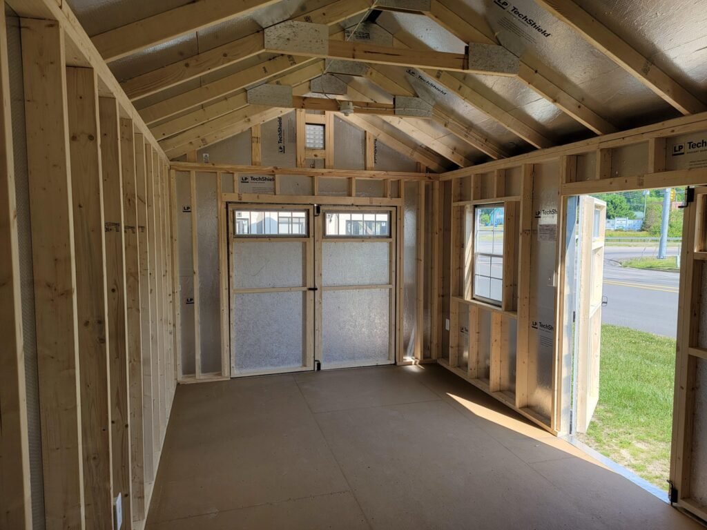 10x20 Studio